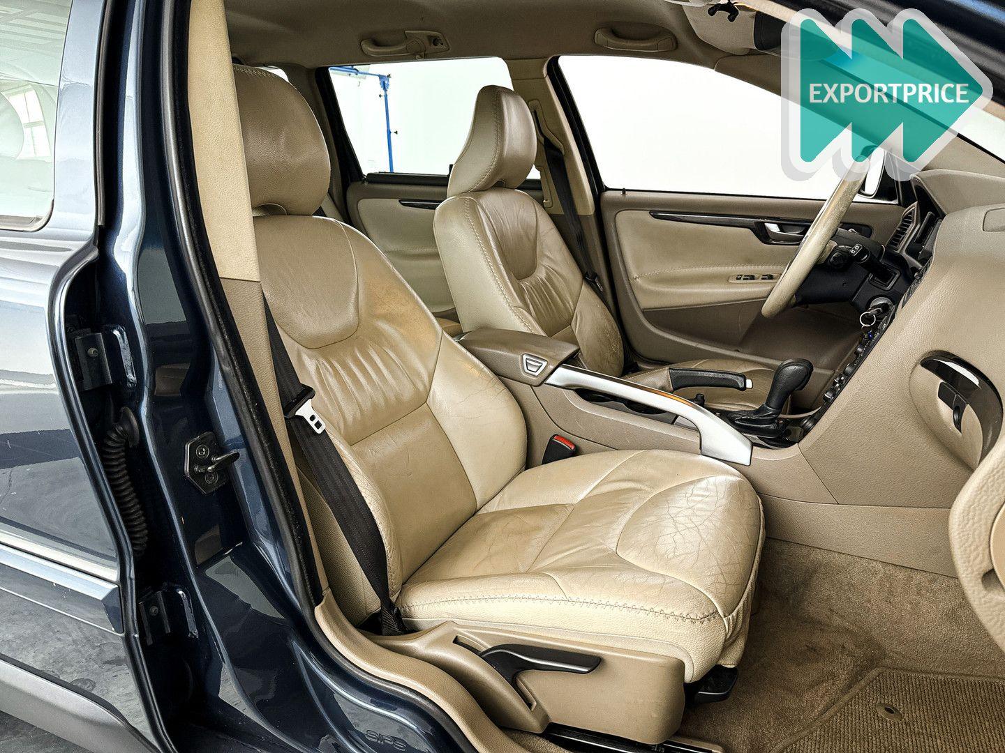 Volvo XC70 2006 — photo 19