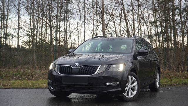 Skoda Octavia Combi Ambition Navi/Sitzheizung/CarPlay/