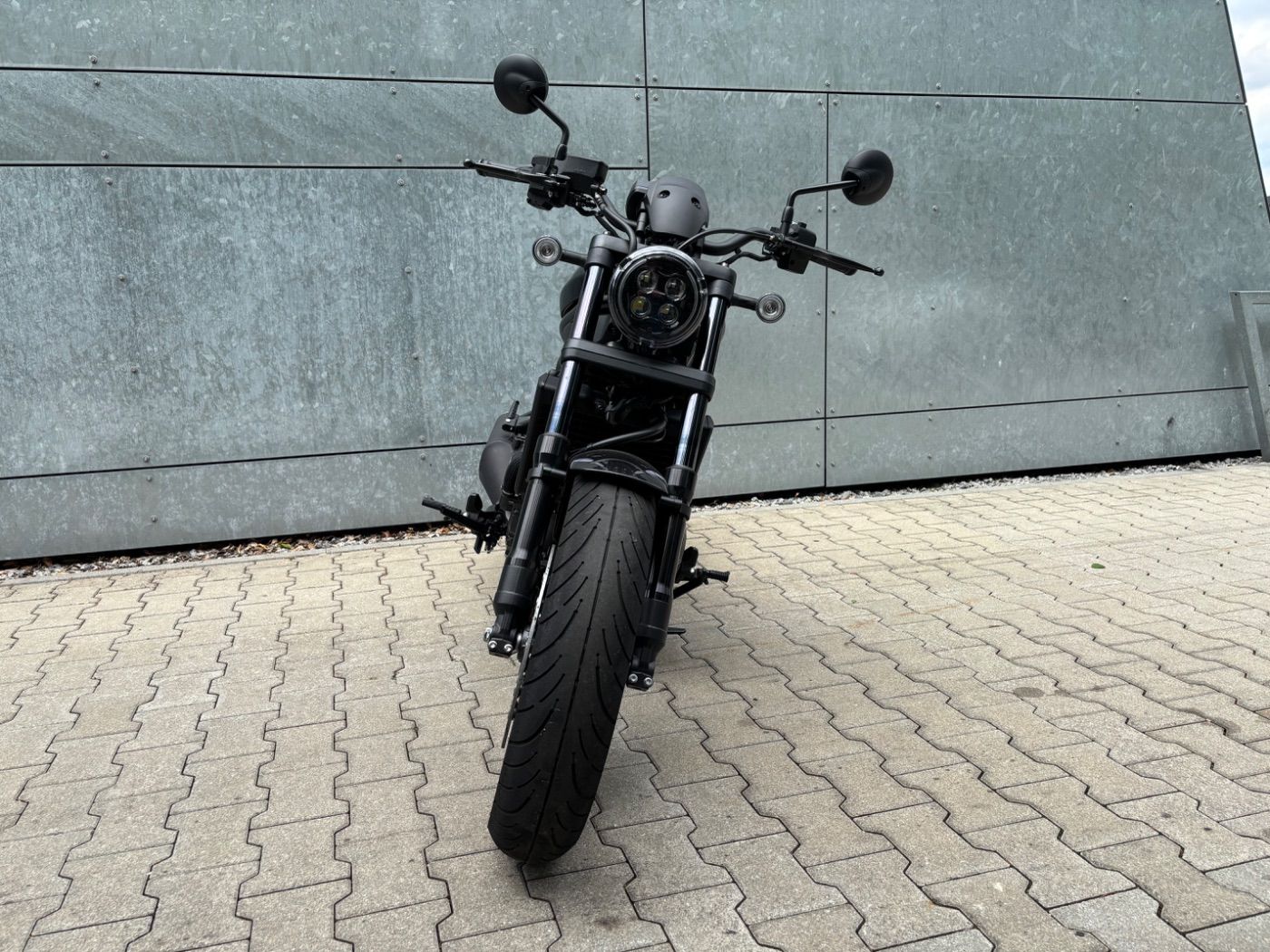 Fahrzeugabbildung Honda CMX 1100 Rebel