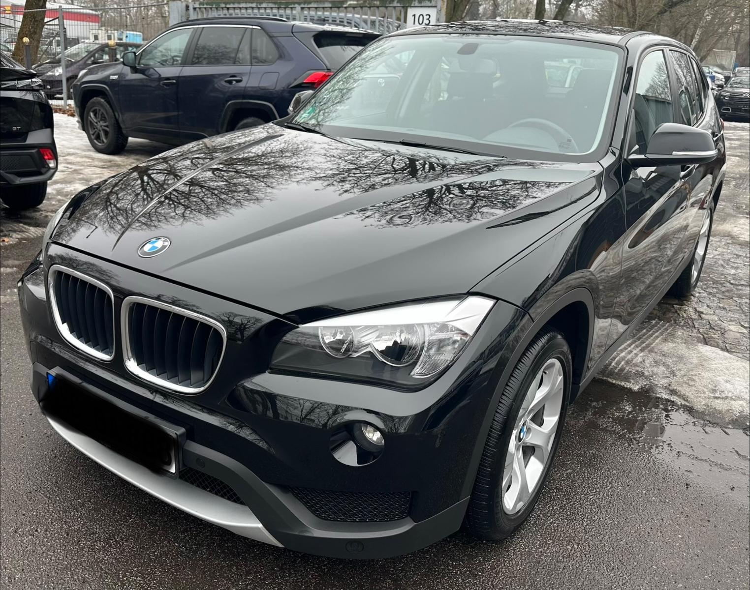 BMW X1 18 i sDrive*LED*LEDERLENKRAD*SITZHEIZUNG*