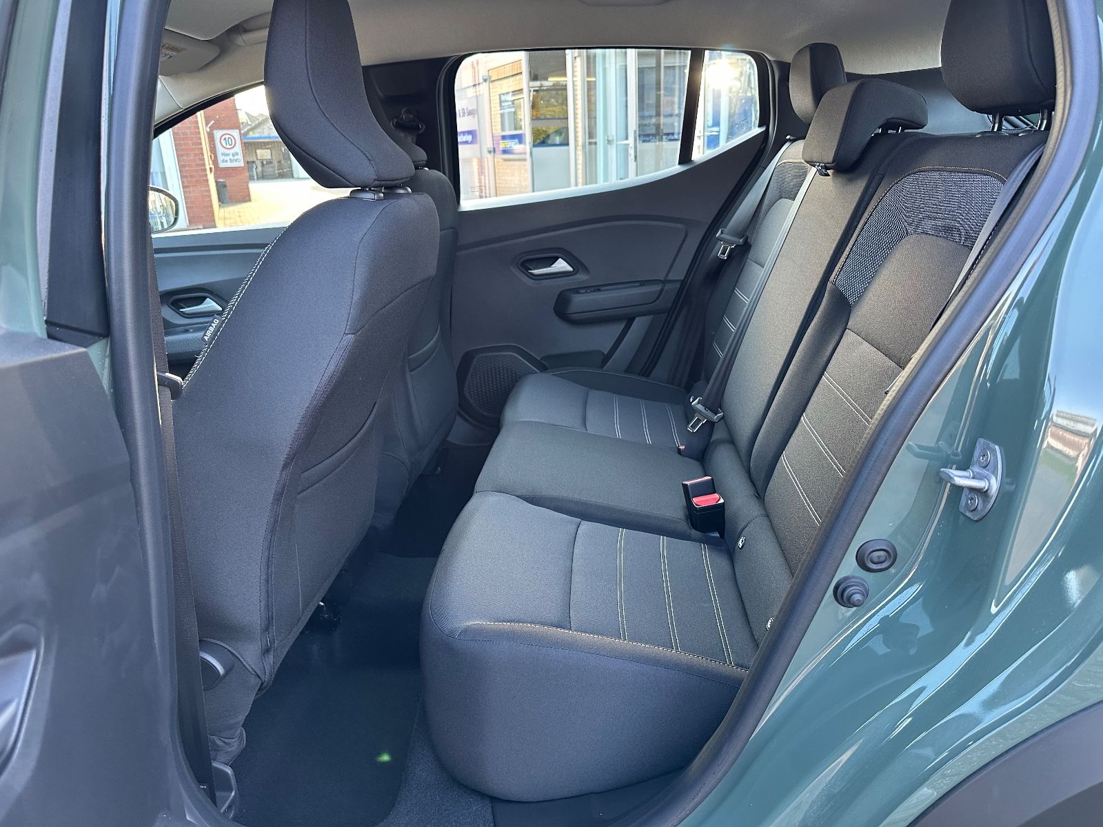 Fahrzeugabbildung Dacia Sandero Stepway Expression CVT LED/PDC/Carplay