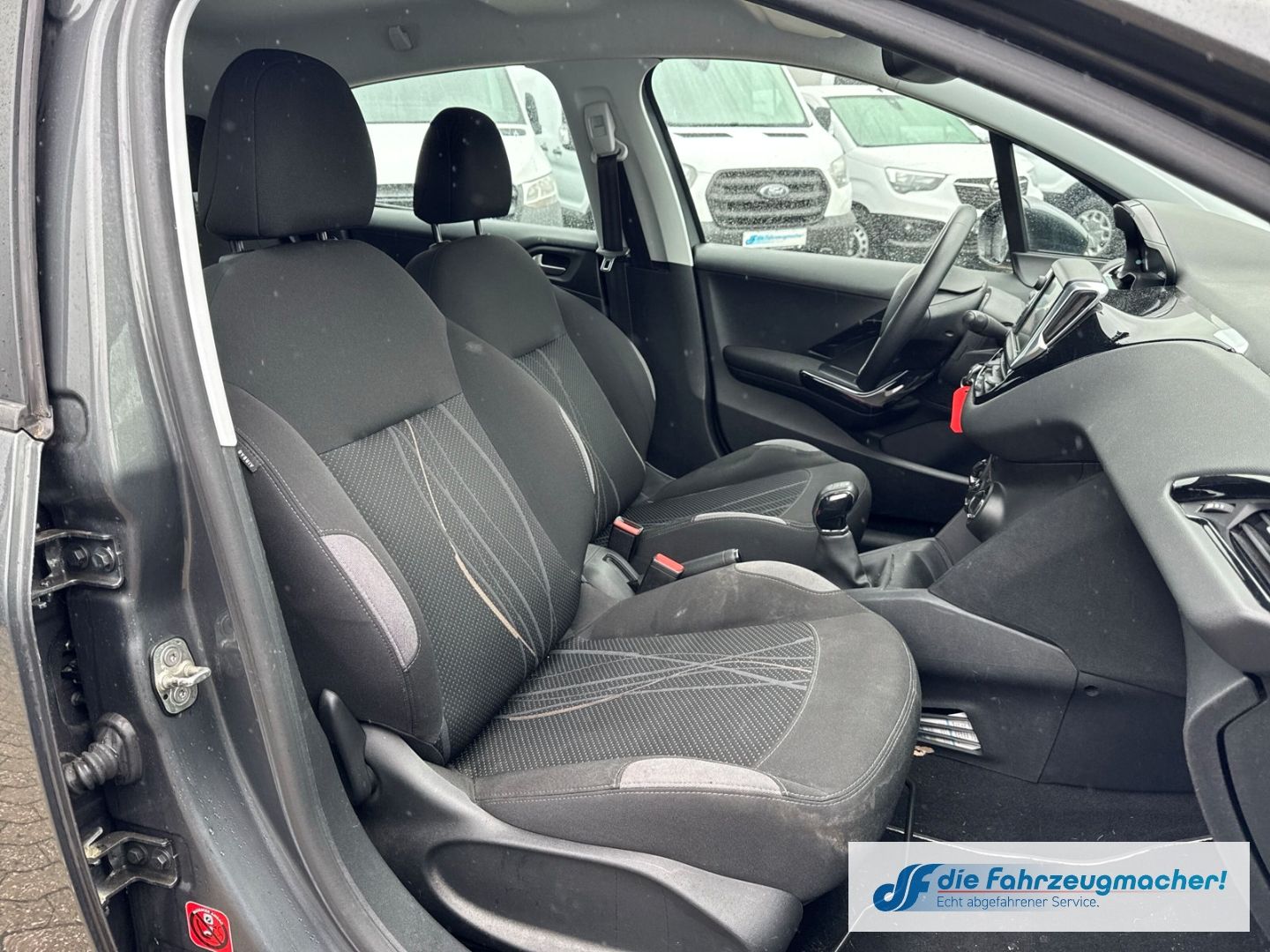 Fahrzeugabbildung Peugeot 208 Active Notbremsass. Temp PDC *EXPORT