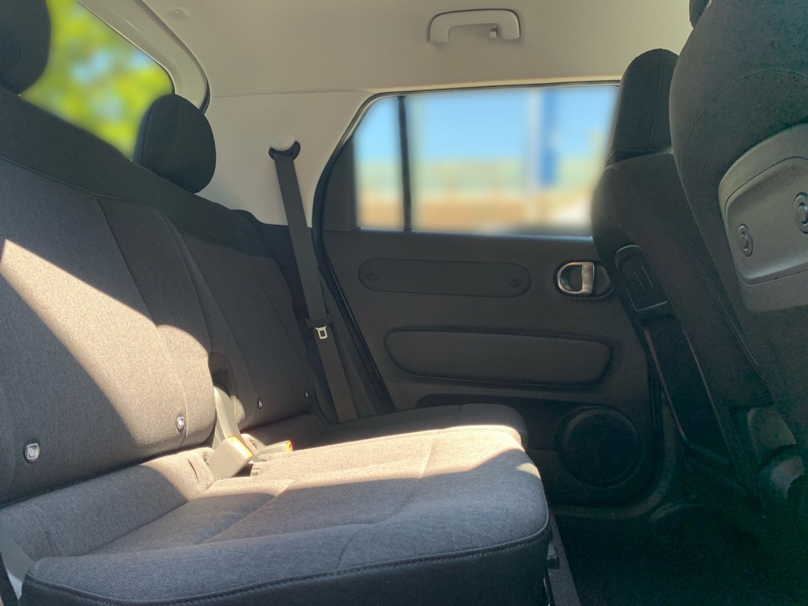 Fahrzeugabbildung Hyundai INSTER Trend Elektro 49 kWh Assistenz-Paket