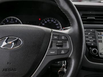 Hyundai i20 YES! Plus Kamera Pano. Spurhalteassistent