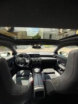 Mercedes-Benz Panorama AMG Line Scheckheft gepfl - weiße Mercedes-Benz CLA 220 Shooting Brake