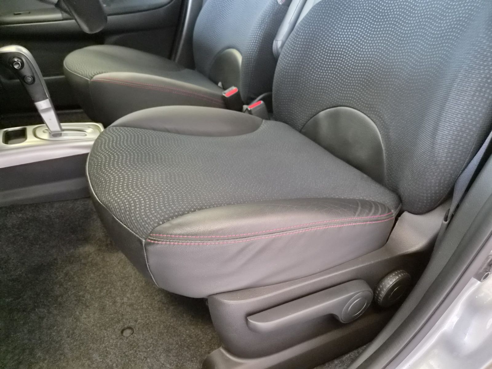 Fahrzeugabbildung Nissan Note Tekna / KLIMA / NUR 63 TKM
