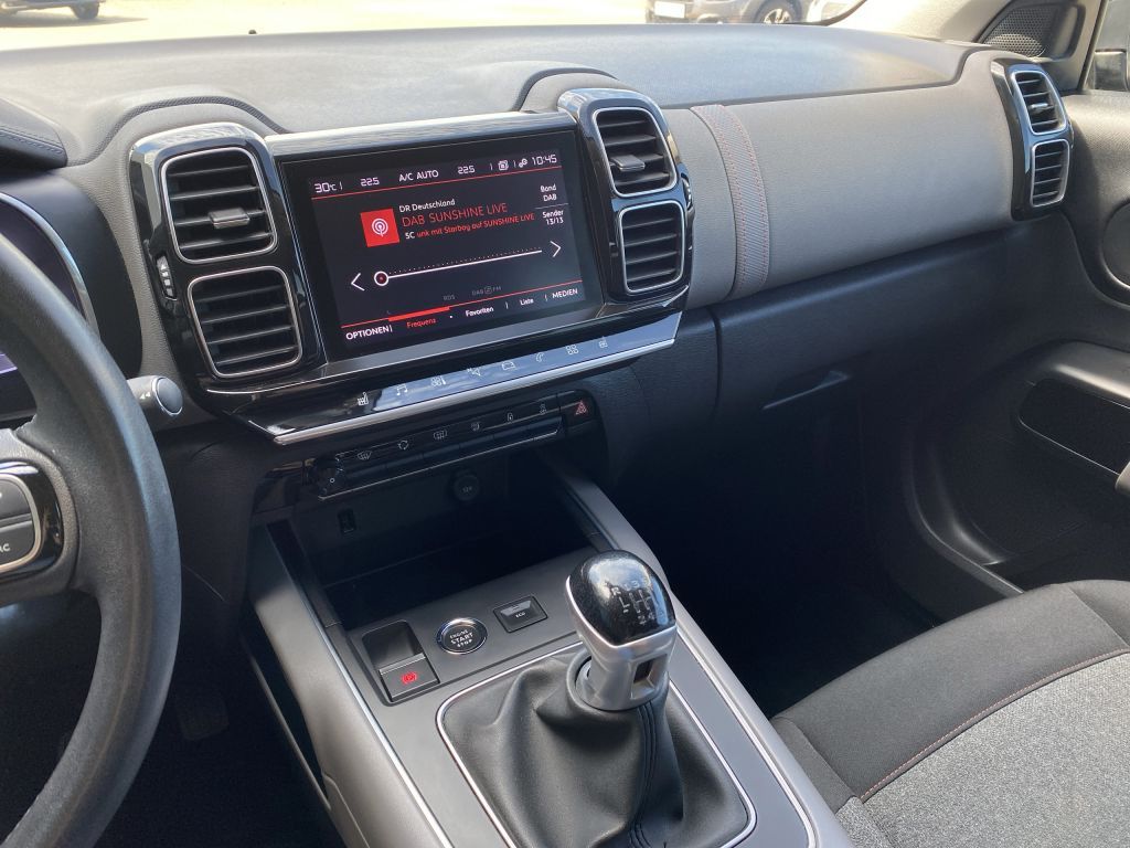 Fahrzeugabbildung Citroën C5 Aircross PT 130 S&S FEEL *Sitzh.*Navi*Cam*