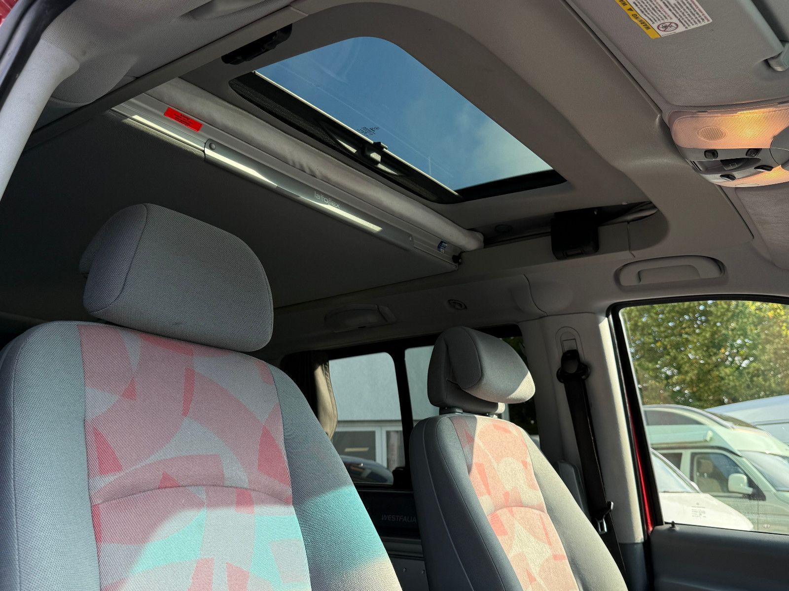 Fahrzeugabbildung Mercedes-Benz Viano Marco Polo 3.0 CDI Aut AHK Klima Sthz PDC