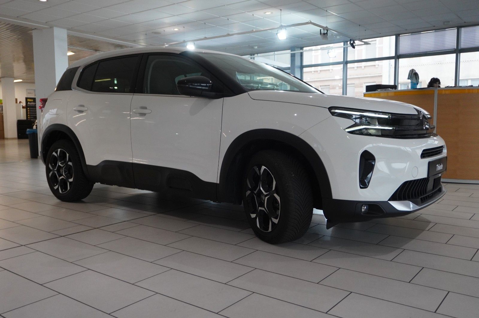 Fahrzeugabbildung Citroën C5 Aircross 1.2T FEEL PACK NAVI/LED/KAMERA/VIRT.