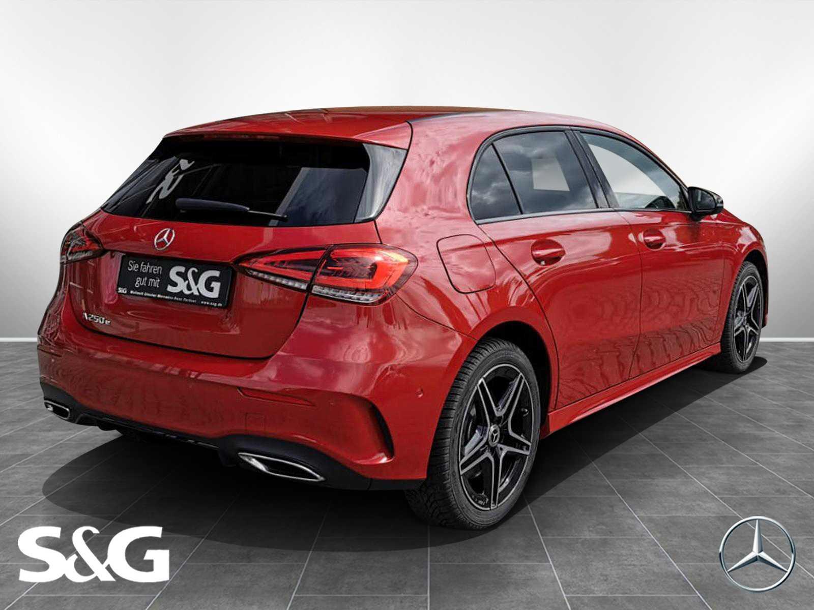 Mercedes-Benz A 250 e Kompaktlimousine AMG MBUX+RüKam+AHK+18