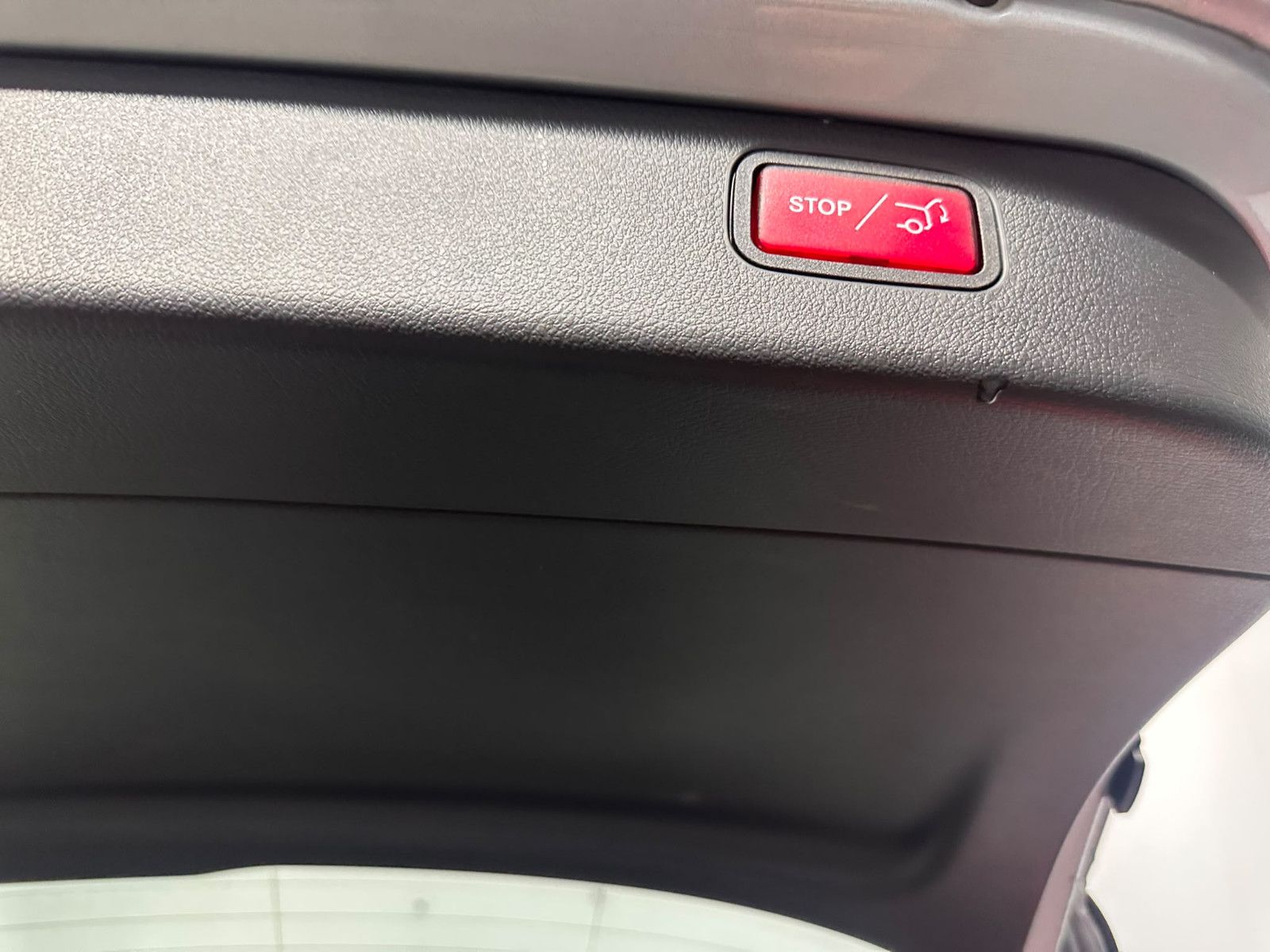 Fahrzeugabbildung Mercedes-Benz C 200 d T Autom. *KAMERA*AHK*DISTRO*LED*