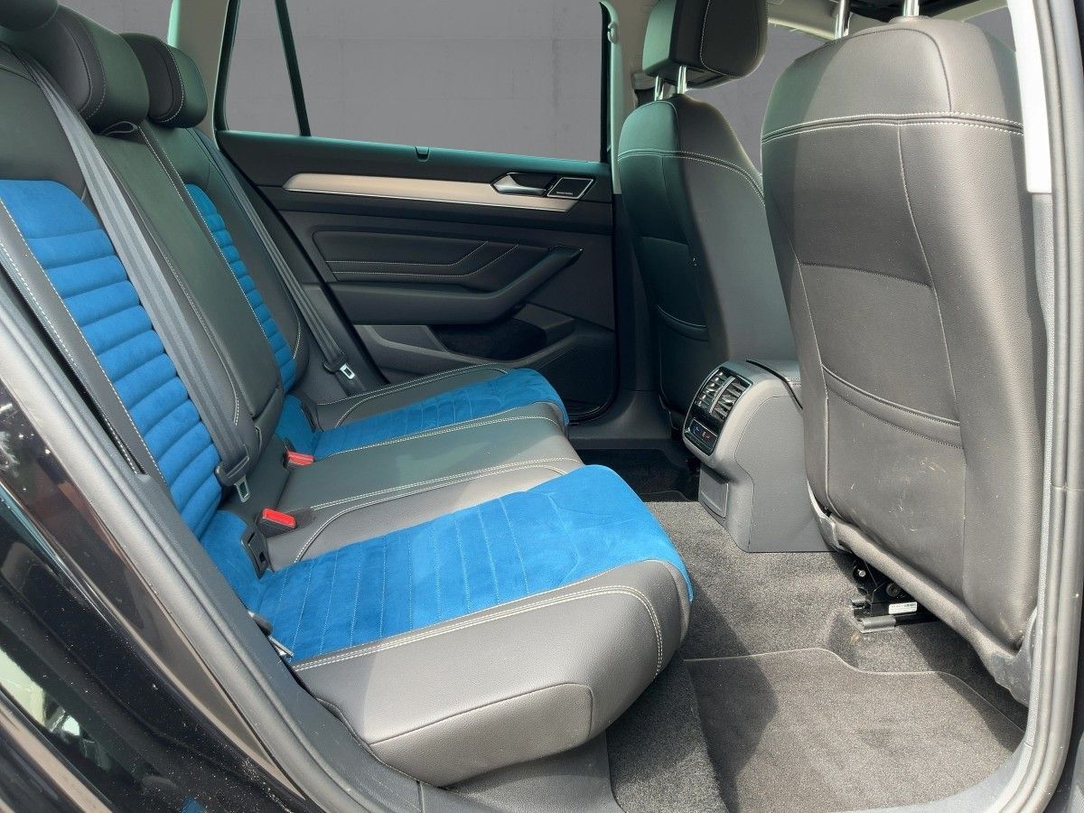 Volkswagen Passat Variant - Bild 13