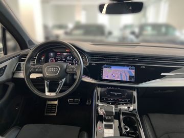 Audi Q7 - 11