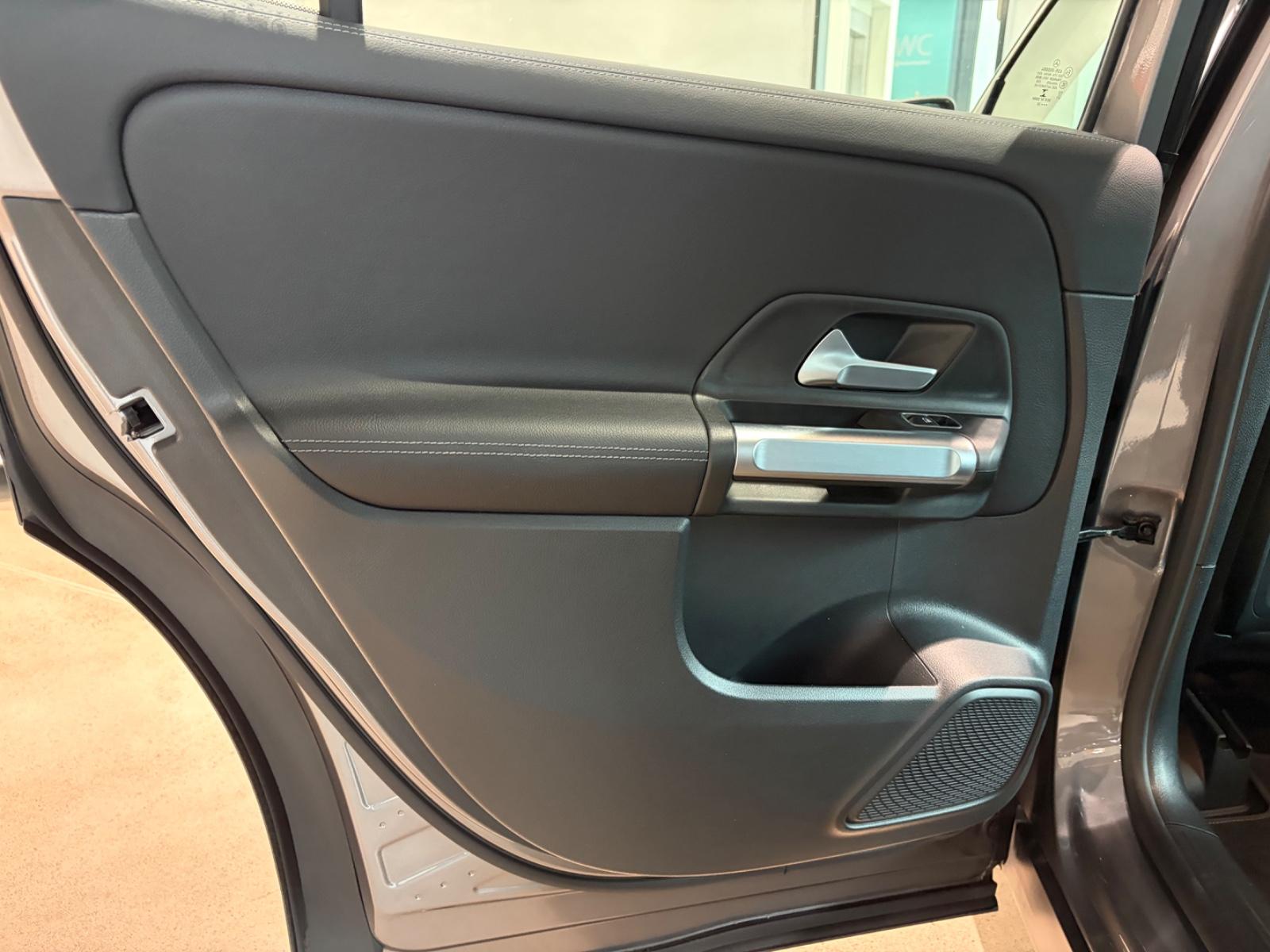 Mercedes-Benz GLB +KAMERA+LED+MBUX+PROGRESSIVE+CARPLAY+ANDR, миниатюра 21