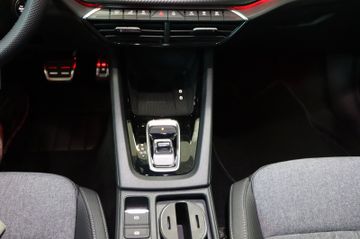 Skoda Octavia Combi 1.5 TSI Sportline Matrix AHK Navi