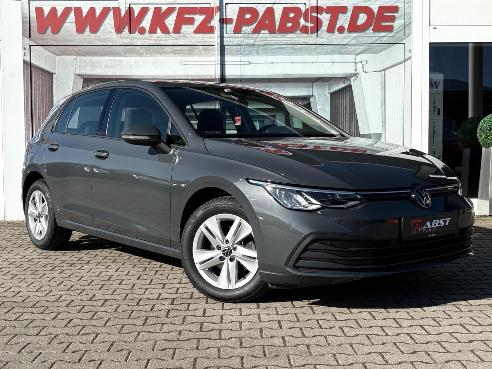 Volkswagen Golf VIII Life LED ACC PDC NAVI SHZ LHZ