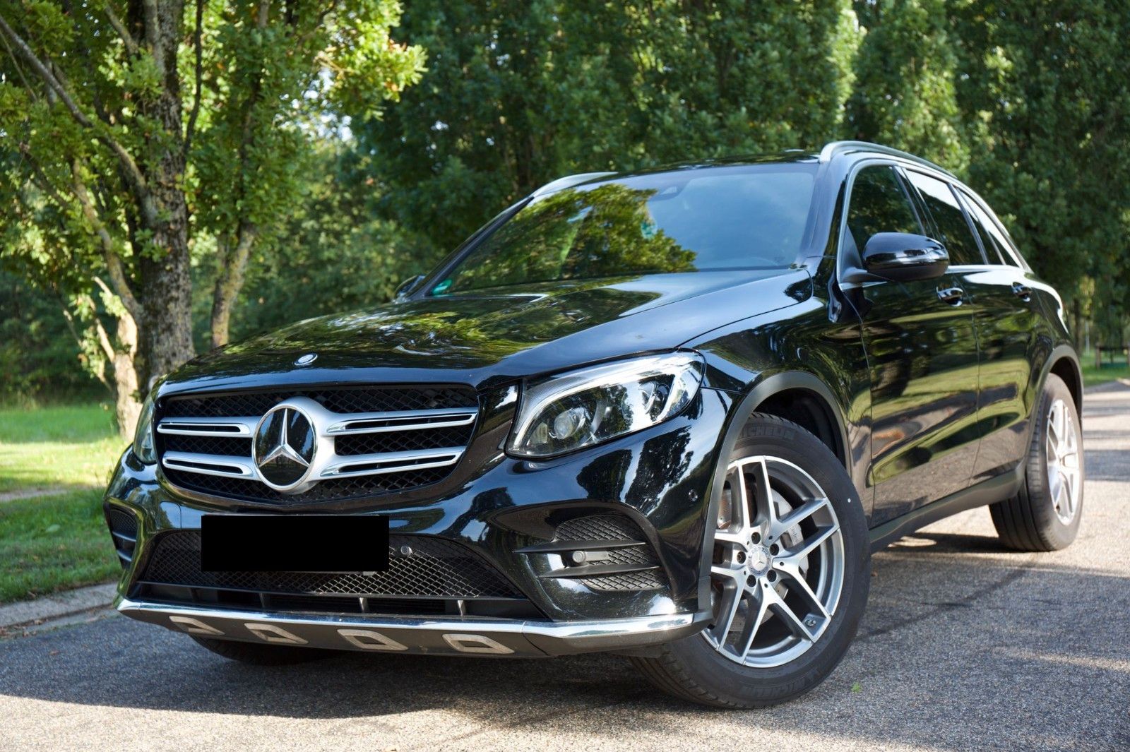 MERCEDES-BENZ GLC 220 d 4MATIC AMG Line Autom. AMG Line