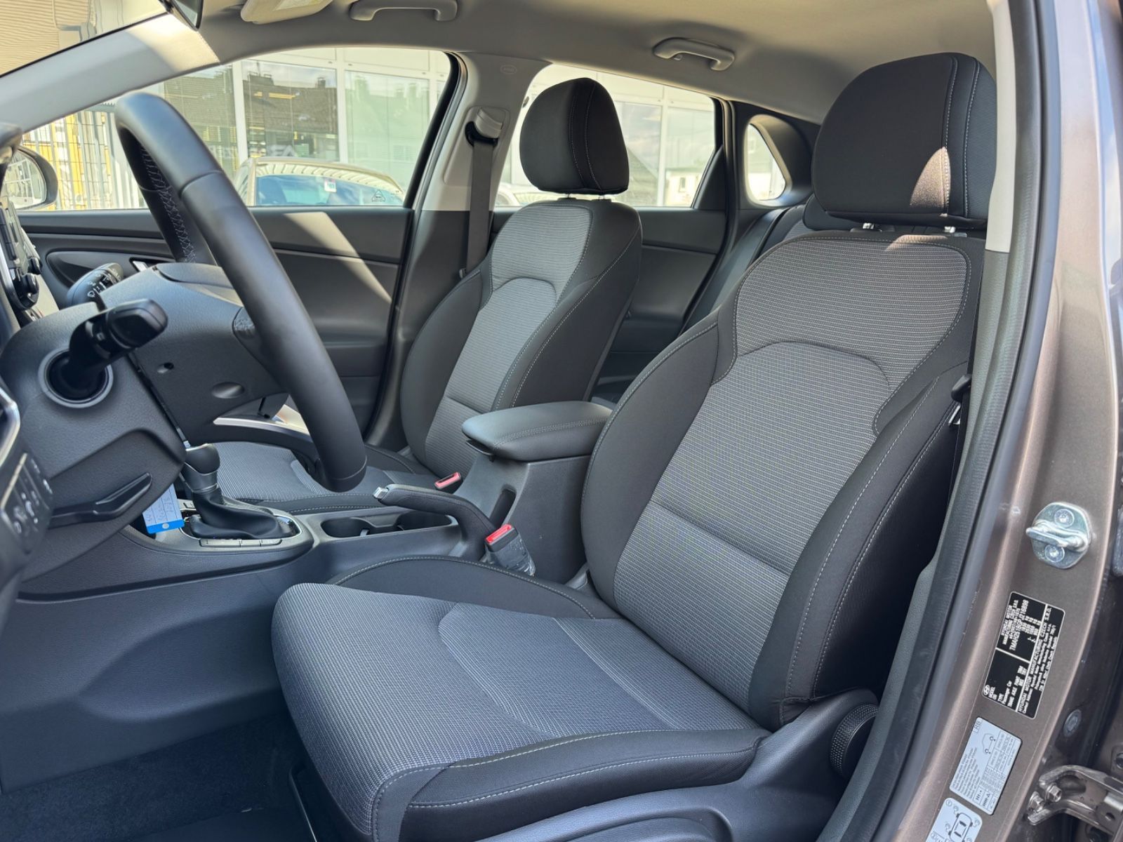Fahrzeugabbildung Hyundai i30 Select Mild-Hybrid/PDC/DAB/SHZ/KLIMA/TEMPOMA