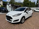 Ford Fiesta Celebration TÜV NEU - Ford Fiesta: For
