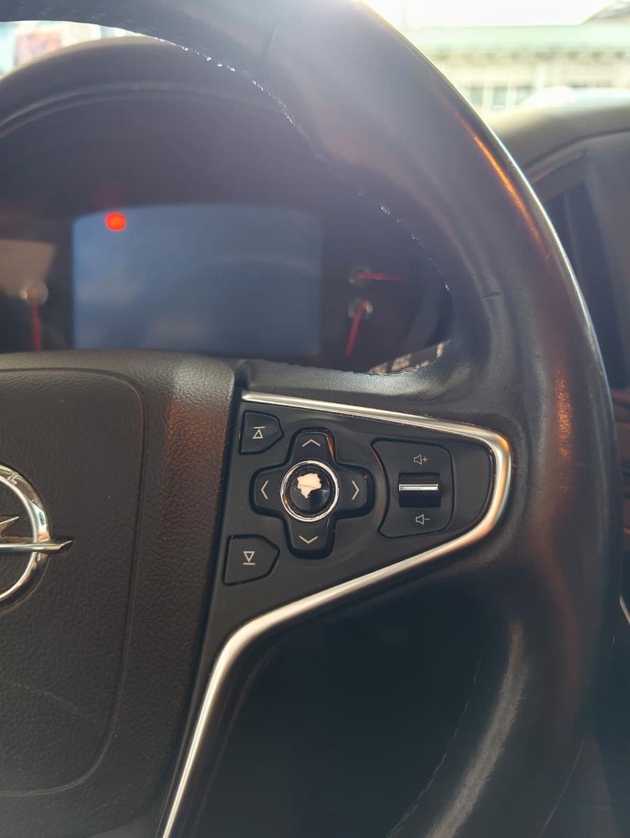Opel Insignia A Sports Tourer ACC*Leder*Digital-Tacho