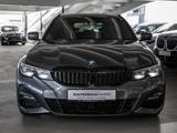 BMW 330d Touring M-Sport LED NAVI SHZ PDC KEYLESS - BMW 3er Reihe Gebrauchtwagen in Köln