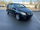 Mercedes-Benz B 200,Autom.,Klima,Navi,Sitzh.,PDC,Tempomat - Mercedes-Benz B 200 aus 2011