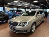 Skoda Superb Combi Ambition, Panorama, Xenon, Navi. - Skoda Superb Gebrauchtwagen in Dortmund