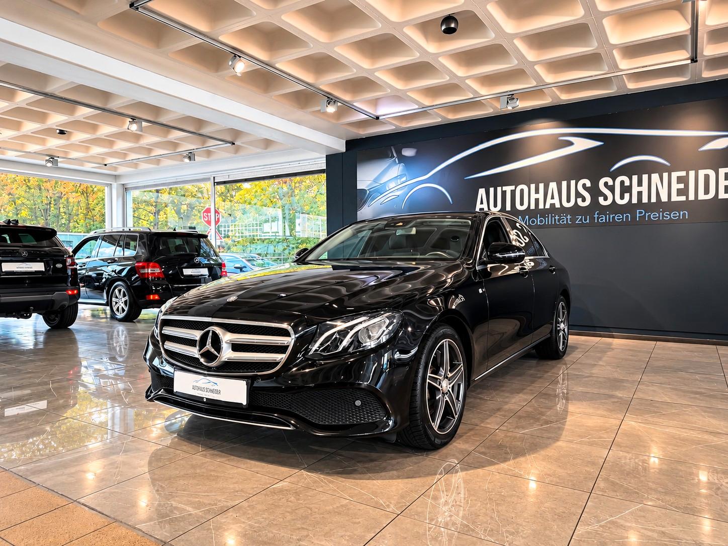 Mercedes-Benz E 200 Limousine*PDC*Navi*