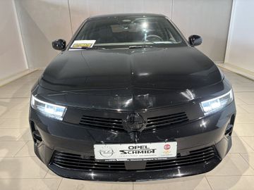 Fotografie 2 des Opel Astra Sports Tourer 1.2 Turbo Automatik GS