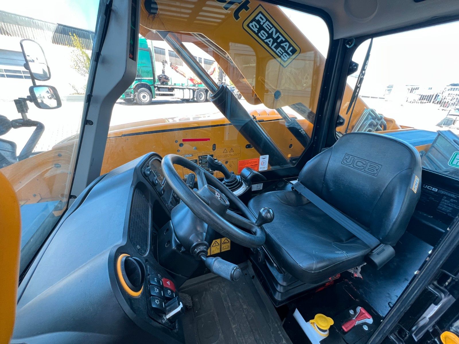 Fahrzeugabbildung JCB 525-60 Teleskop / nur 716h! / 2022 / Gabel