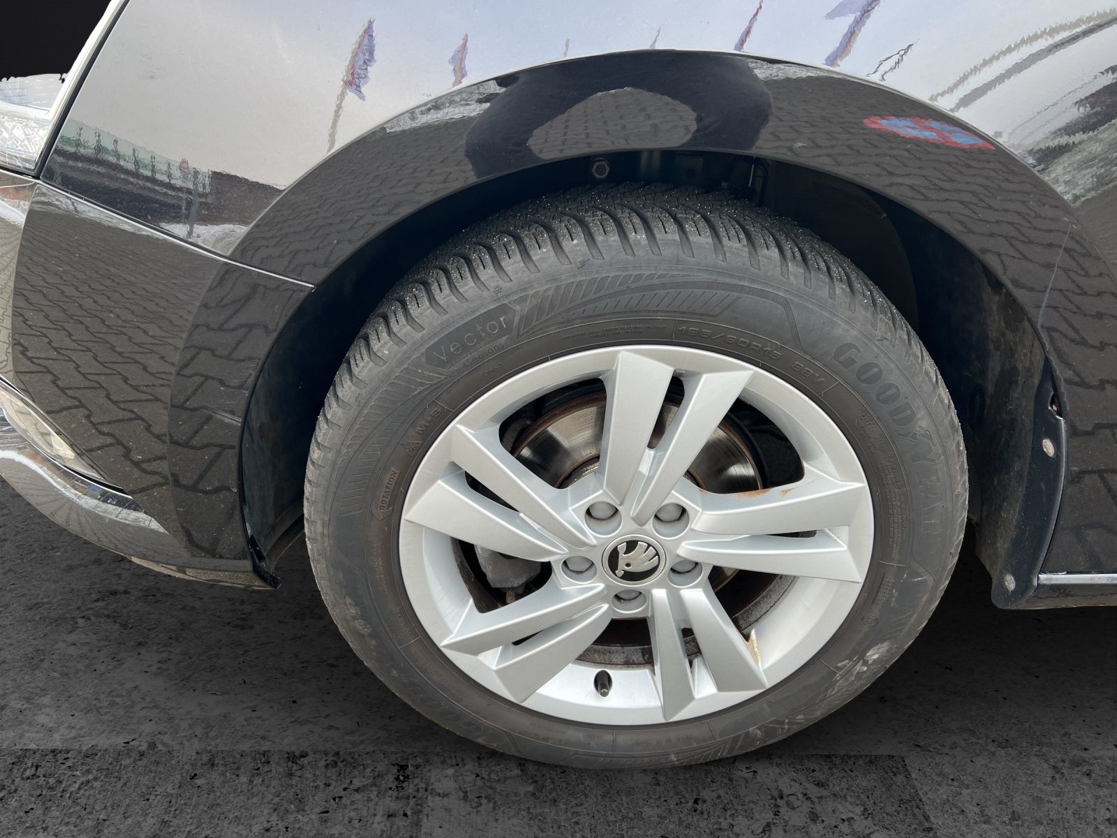 Fahrzeugabbildung SKODA Fabia Combi Ambition TSI SH Kamera DAB Klima