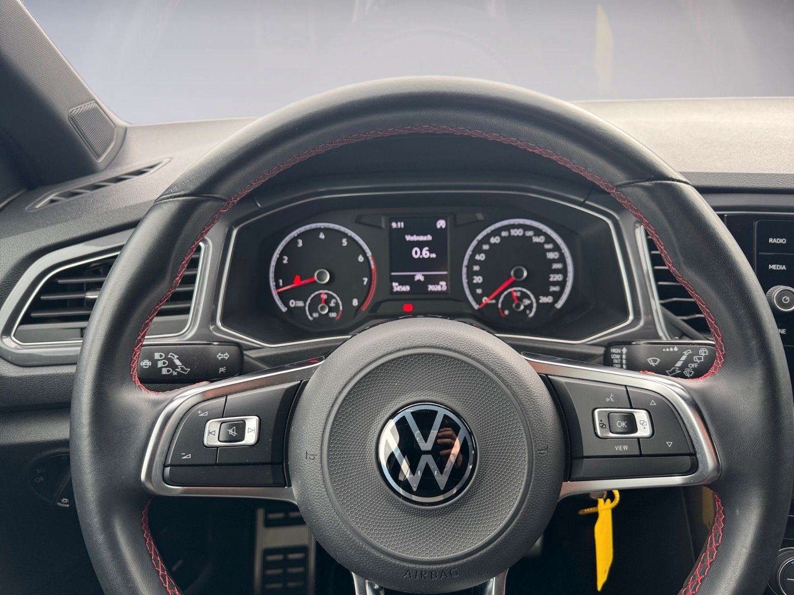 Fahrzeugabbildung Volkswagen T-Roc Sport 1.5 TSI
