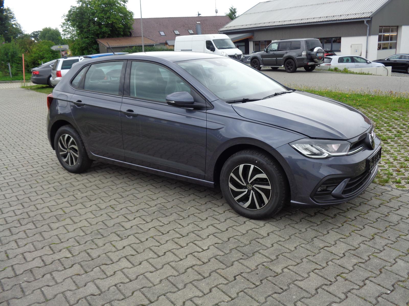 Volkswagen Polo VI Life