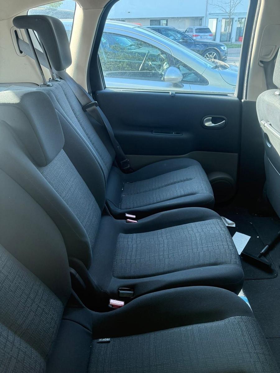 Renault Scenic 2006 — interior