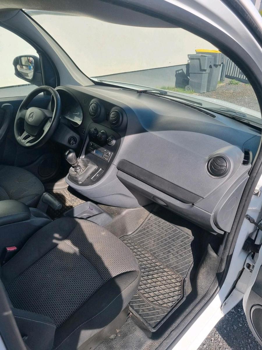 Mercedes-Benz Citan 2015 — салон
