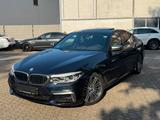 BMW M550 iA xDrive /HUD/LED/Keyless/Night/360 - BMW M550: Limousine