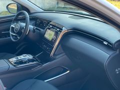 Fahrzeugabbildung Hyundai TUCSON 1.6 CRDi 48V Trend *Navi*Kamera*LED*ACC*