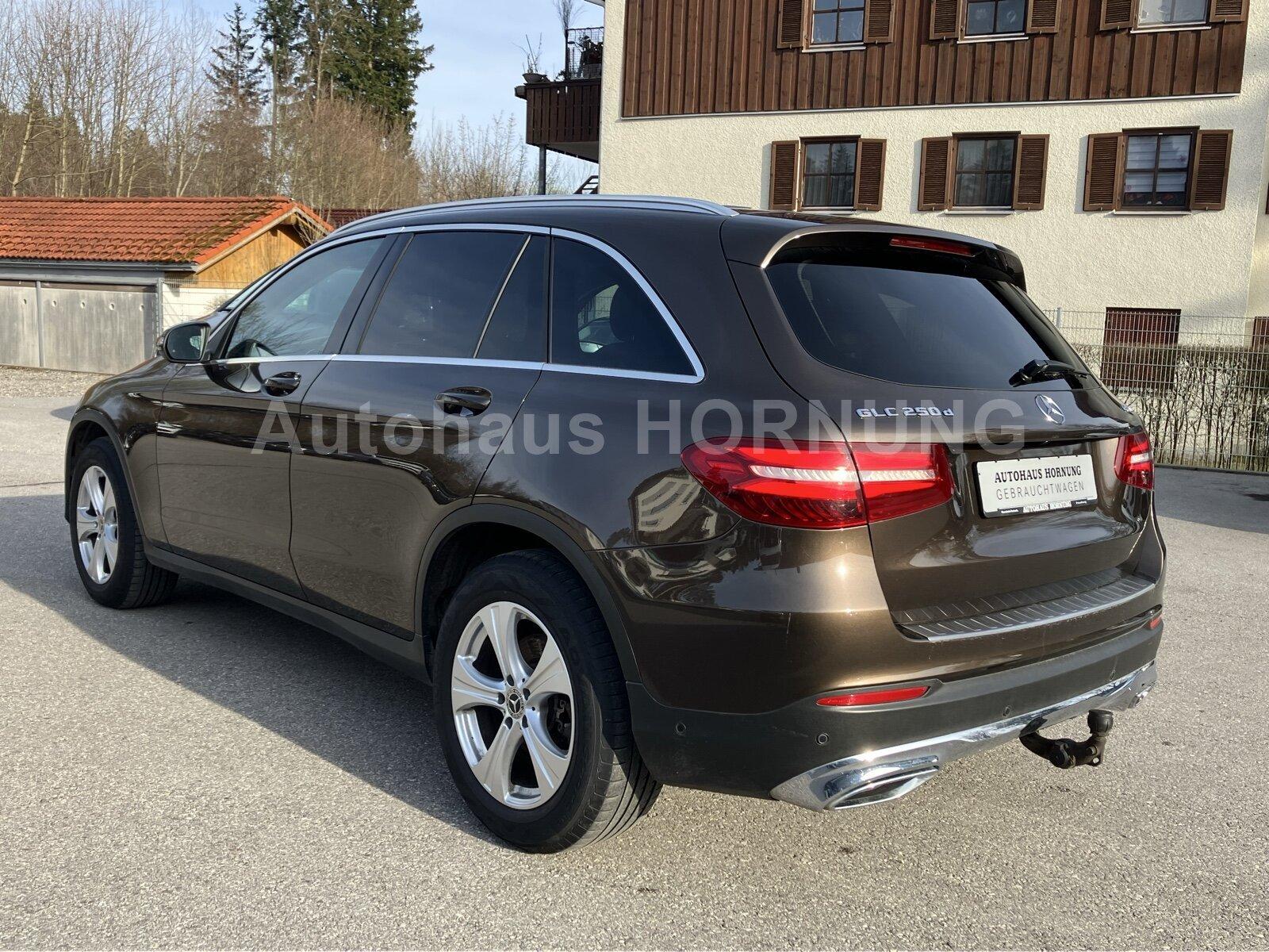 Mercedes-Benz GLC 250 D 4x4 EXCLUSIVE INTELL.LIGHT AHK. KAMERA