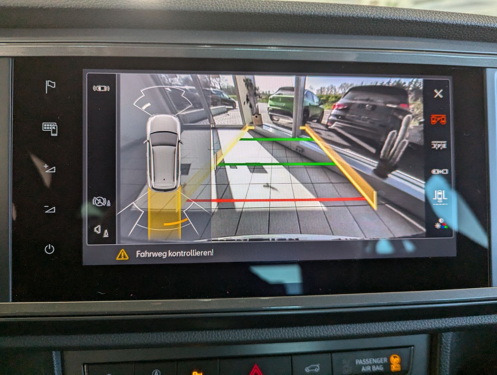 Fahrzeugabbildung CUPRA Ateca 1.5 TSI DSG ACC Winter-Paket Cam AHK 19"