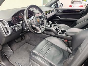 Porsche Cayenne - 10