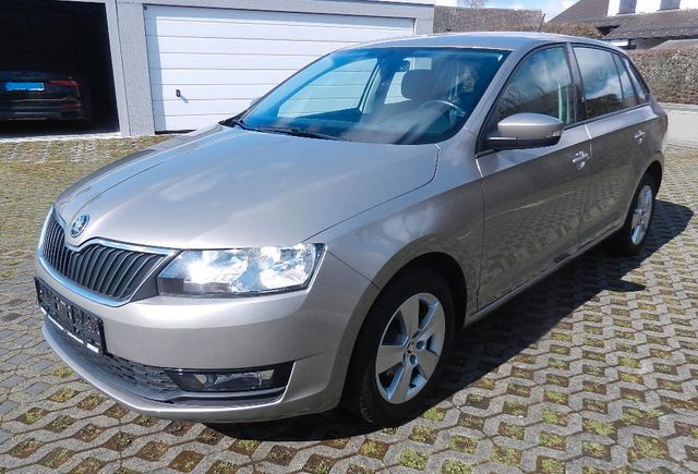 Skoda Rapid Spaceback Ambition AHK Sitzh. Klimaautom.