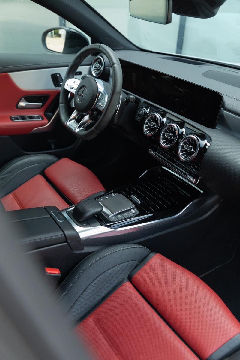 Mercedes-Benz CLA 35 AMG Shooting Brake 4Matic Vollausstattung