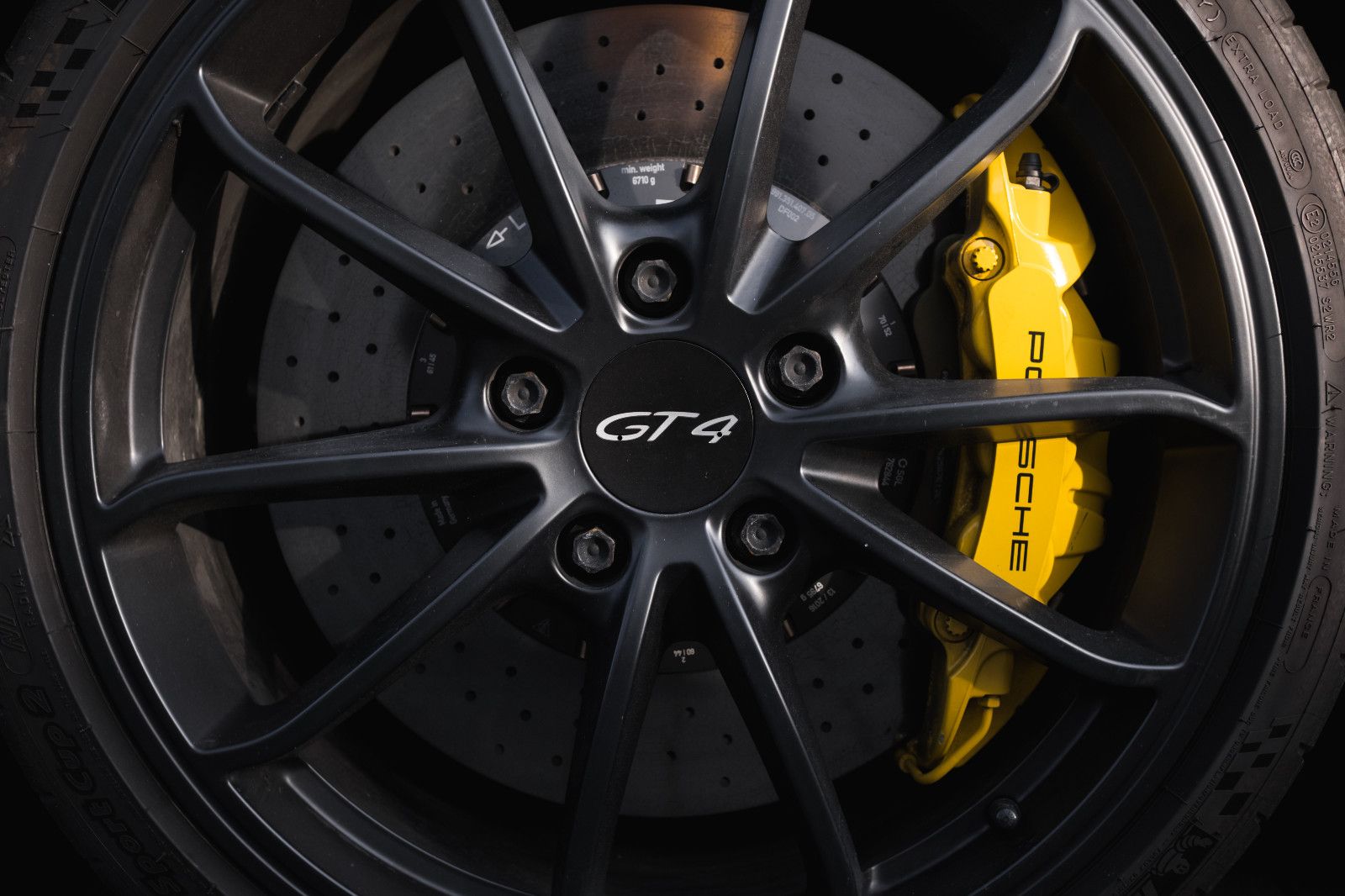 Fahrzeugabbildung Porsche Cayman 981 GT4- prom. Vorbesitz - MR Kit - 460PS