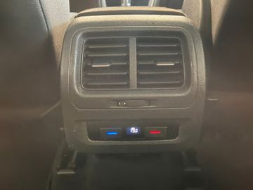 MYAUTOCENTER – Gebraucht- und Jahreswagen mit Werkstattservice in Pfaffenhofen Volkswagen Touran Comfortline BMTStart-Stopp *7-Sitzer*TÜV