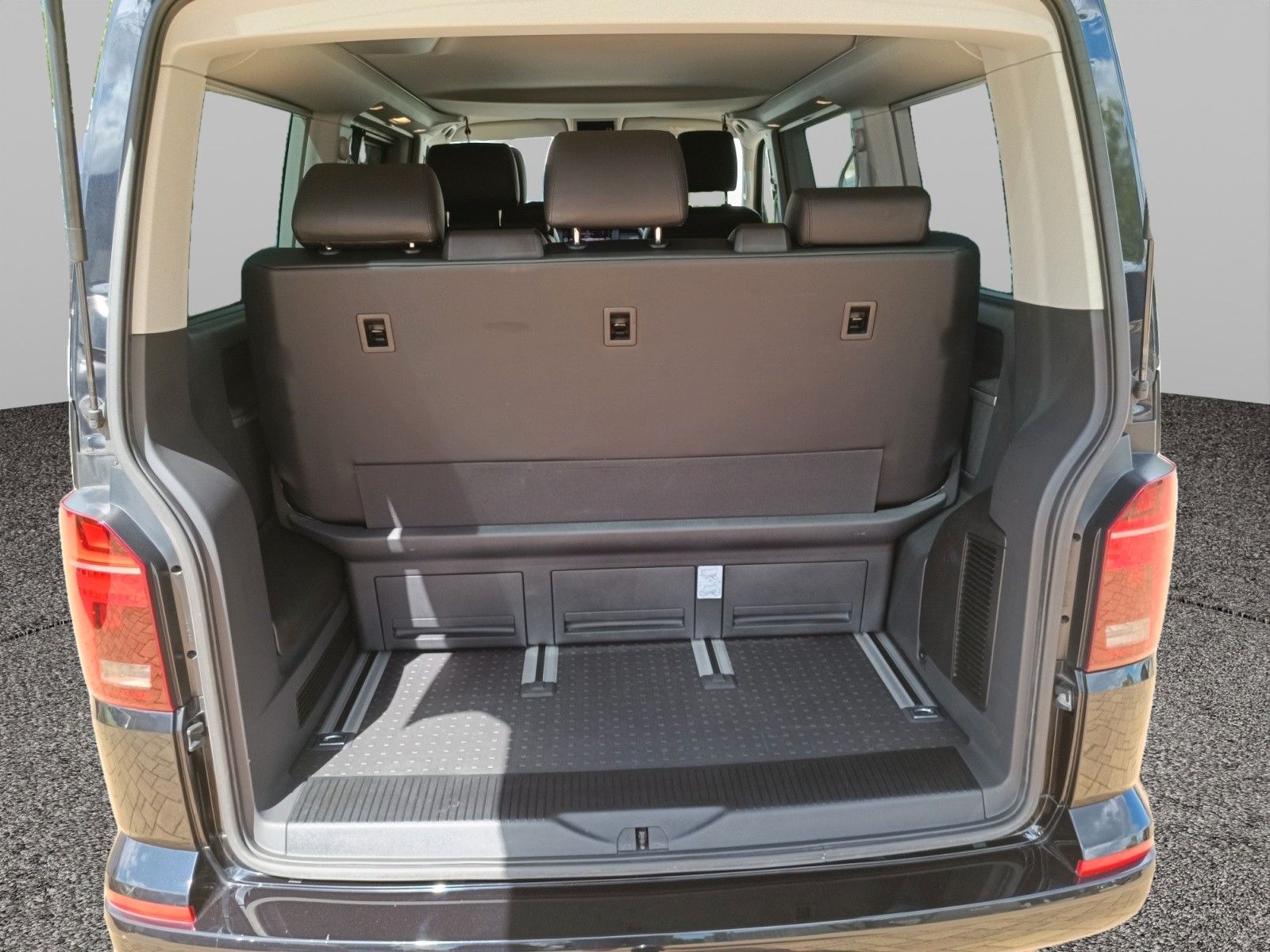 Fahrzeugabbildung Volkswagen California T6.1 4MOTION Beach *LED*AHZV*SHZ