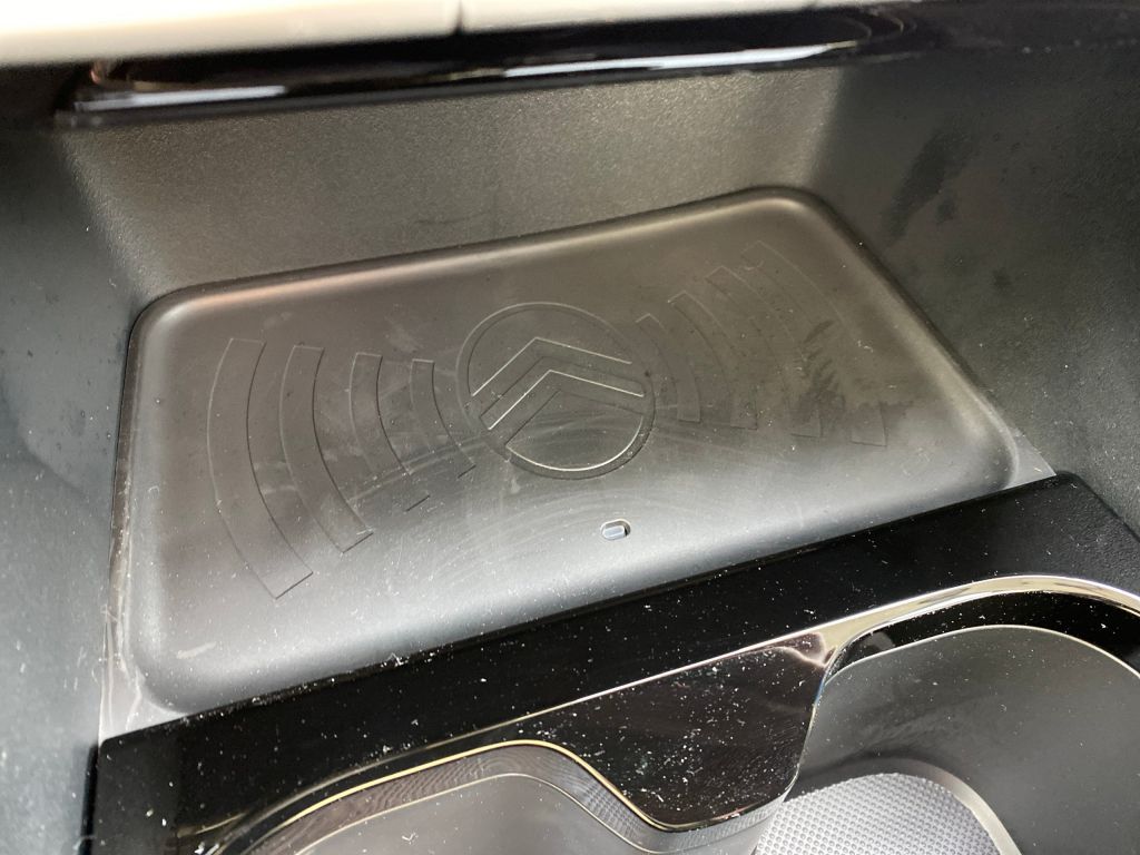 Fahrzeugabbildung Citroën C3 Turbo 100 MAX *Winter-Pak*CAM*Allwetter*Navi*