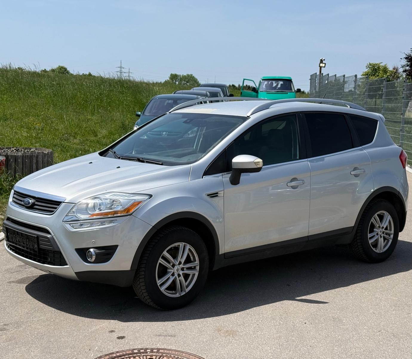 Ford Kuga 2.0 TDCi 4x4 Titanium *EURO.5*LEDER*6.GANG*