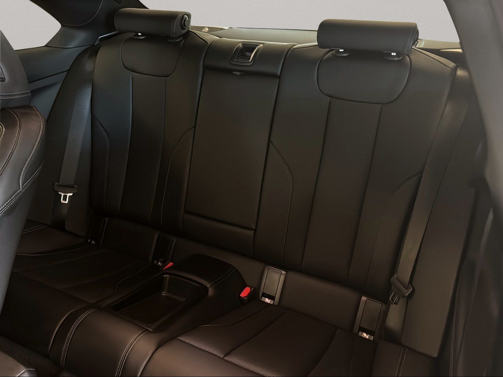 BMW 220 - Bild 9