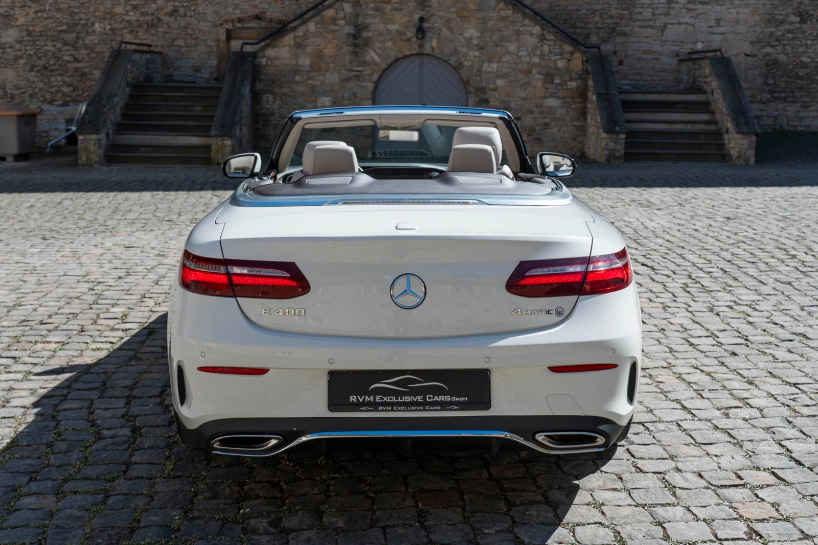 Fahrzeugabbildung Mercedes-Benz E 400 Cabrio 4Matic AMG HUD 360° BURMESTER ACC