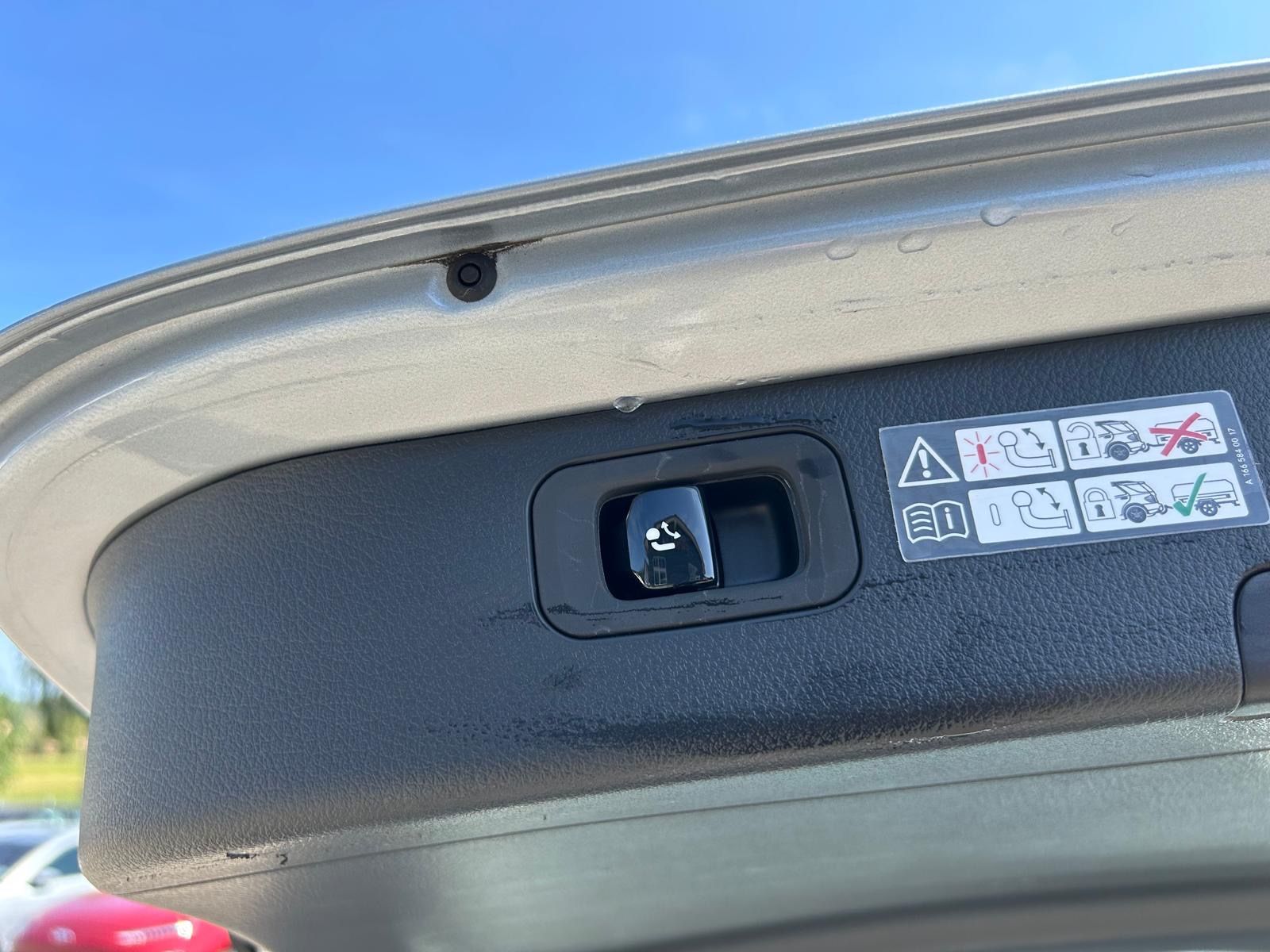 Fahrzeugabbildung Mercedes-Benz C 200 d Avantgarde°1.Hand°AHK°LED°Kamera°Navi°